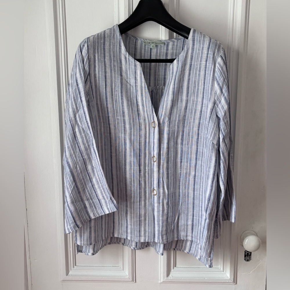 Cleo Petites Women’s Blue& White Stripe Linen Blend Snap Front V Nick Tunic Top
